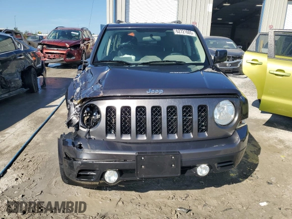 2014 Jeep Patriot Latitude with VIN 1C4NJRFB1ED847612, listed as a Copart auction lot 62721605 with 126,268 mi miles and Salvage title. Bid and sale history available at DreamBid. Image 5.