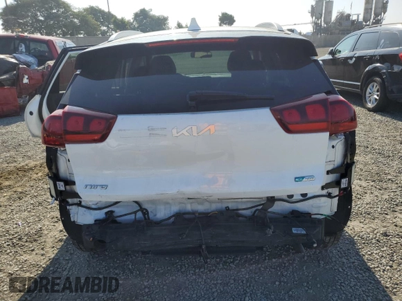 2022 Kia Niro LXS SE with VIN KNDCB3LC5N5512667, listed as a Copart auction lot 74836124 with 46,530 mi miles and Salvage Title. Bid and sale history available at carsss.com. Image 6.