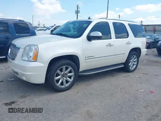 2009 GMC Yukon Denali z VIN 1GKFK03239R171047, wystawiony jako IAAI lot #42249148 z przebiegiem 148 244 mil mil oraz . Historia ofert i sprzedaży dostępna na DreamBid. Obrazek 17.