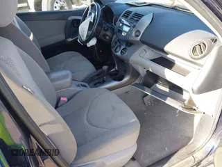 2007 Toyota RAV4 Limited with VIN JTMBK31V076016589, listed as a IAAI auction lot 41764555 with 106,114 mi miles. Bid and sale history available at carsss.com. Image 5.