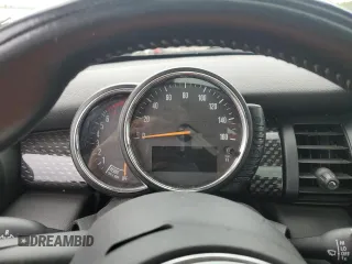 2015 MINI Hardtop S z VIN WMWXP7C53F2A38765, wystawiony jako Copart lot #57787575 z przebiegiem Nie podano mil oraz Tytuł czysty. Historia ofert i sprzedaży dostępna na DreamBid. Obrazek 9.