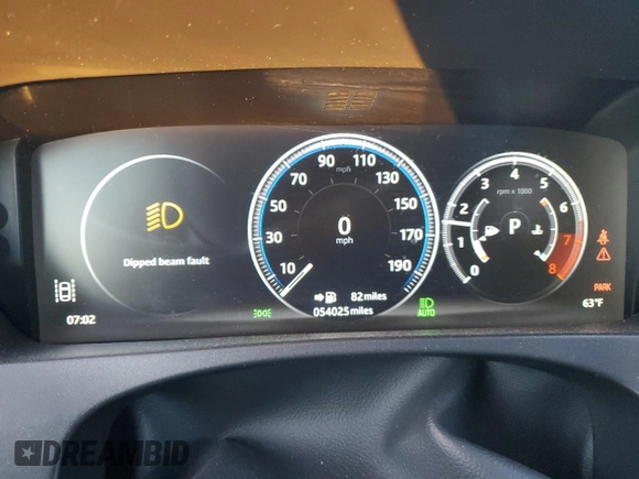 2018 Jaguar F-Pace 30t R-Sport z VIN SADCL2GX2JA287862, wystawiony jako Copart lot #75935764 z przebiegiem 54 025 mil mil oraz Szkoda całkowita • Salvage title. Historia ofert i sprzedaży dostępna na DreamBid. Obrazek 9.