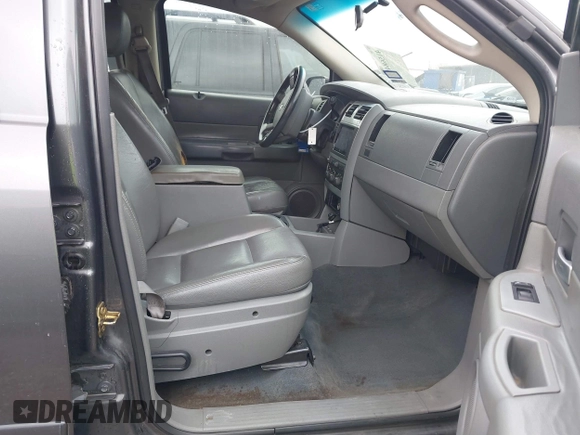 2004 Dodge Durango SLT z VIN 1D4HB48D14F224721, wystawiony jako IAAI lot #41568451 z przebiegiem 191 006 mil mil oraz . Historia ofert i sprzedaży dostępna na DreamBid. Obrazek 5.