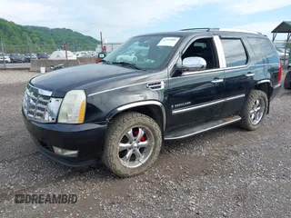 2007 Cadillac Escalade z VIN 1GYFK63837R400983, wystawiony jako IAAI lot #42211005 z przebiegiem 181 006 mil mil oraz . Historia ofert i sprzedaży dostępna na DreamBid. Obrazek 2.