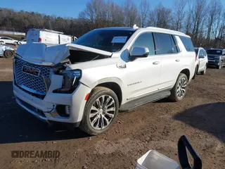 2021 GMC Yukon Denali with VIN 1GKS2DKL2MR458128, listed as a IAAI auction lot 41343876 with 64,732 mi miles. Bid and sale history available at carsss.com. Image 17.
