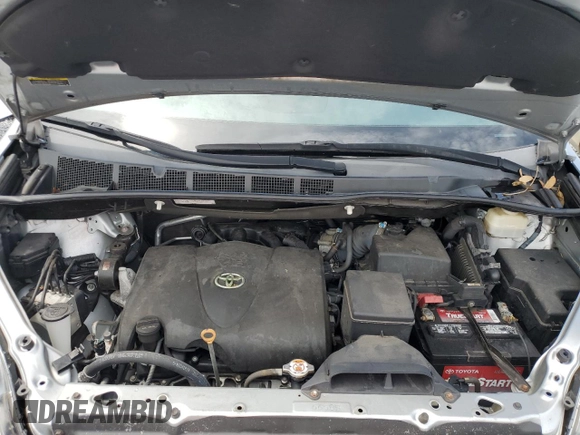 2019 Toyota Sienna XLE Auto Access Seat z VIN 5TDYZ3DC0KS980179, wystawiony jako Copart lot #61533395 z przebiegiem 32 996 mil mil oraz Szkoda całkowita • Salvage title. Historia ofert i sprzedaży dostępna na DreamBid. Obrazek 12.