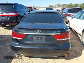 2013 Lexus LS 460 L с VIN JTHGL5EFXD5049858, выставлен на аукционе IAAI как лот 41859412 с пробегом 112 376 миль миль и . История ставок и продаж доступна на DreamBid. Изображение 16.