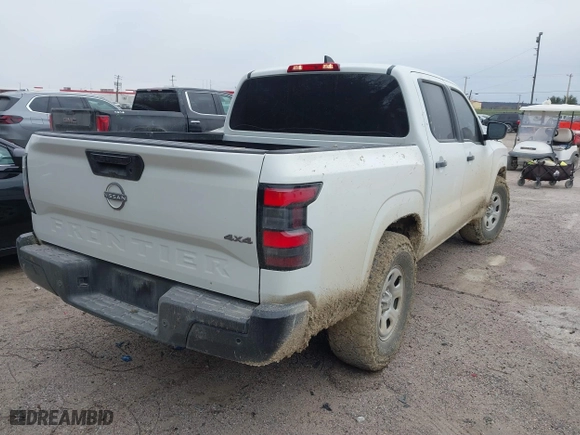 2024 Nissan Frontier PRO-4X with VIN 1N6ED1EKXRN639834, listed as a IAAI auction lot 41369362 with 1 mi miles. Bid and sale history available at carsss.com. Image 4.