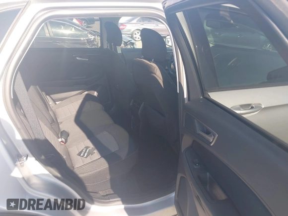 2019 Ford Edge SE with VIN 2FMPK3G98KBC64840, listed as a IAAI auction lot 42552435 with 70,391 mi miles and . Bid and sale history available at DreamBid. Image 8.