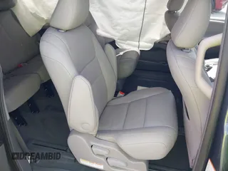 2016 Toyota Sienna Limited with VIN 5TDDK3DC1GS137831, listed as a IAAI auction lot 42286909 with 151,904 mi miles and . Bid and sale history available at DreamBid. Image 8.