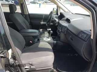 2007 Mitsubishi Endeavor LS with VIN 4A4MM21S37E055663, listed as a IAAI auction lot 39527658 with 153,346 mi miles. Bid and sale history available at carsss.com. Image 5.