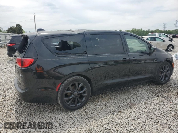 2020 Chrysler Pacifica Touring with VIN 2C4RC1FGXLR149096, listed as a Copart auction lot 53756505 with 220,515 mi miles and Salvage title. Bid and sale history available at DreamBid. Image 3.