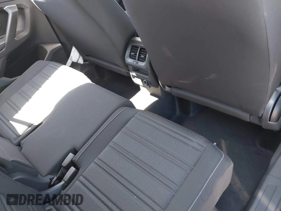 2024 Volkswagen Tiguan S with VIN 3VVRB7AX0RM228680, listed as a IAAI auction lot 41712832 with 238 mi miles and . Bid and sale history available at DreamBid. Image 8.