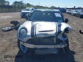 2019 MINI Clubman Cooper S z VIN WMWLN9C57K2H60248, wystawiony jako IAAI lot #42111586 z przebiegiem 46 882 mil mil oraz . Historia ofert i sprzedaży dostępna na DreamBid. Obrazek 11.