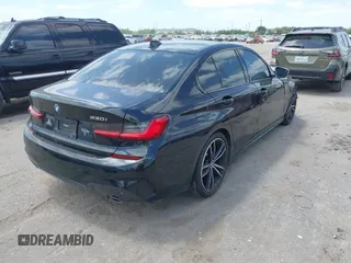 2021 BMW 3 Series 330i with VIN 3MW5R1J02M8B50832, listed as a IAAI auction lot 42032570 with 70,534 mi miles and . Bid and sale history available at DreamBid. Image 4.