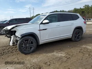 2021 Volkswagen Atlas SE with VIN 1V2PR2CAXMC568005, listed as a Copart auction lot 43013455 with 58,736 mi miles and Salvage title. Bid and sale history available at DreamBid. Image 1.