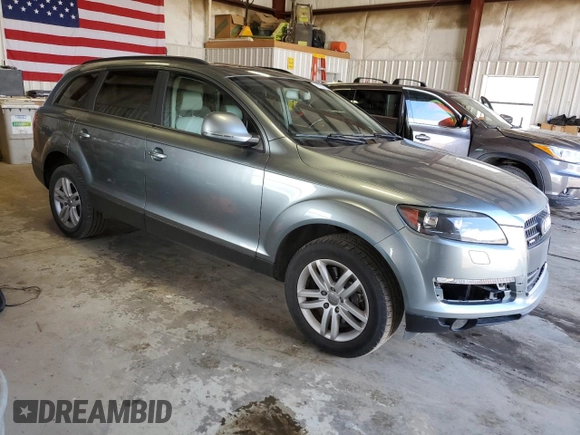 2008 Audi Q7 3.6L with VIN WA1AY74LX8D030910, listed as a Copart auction lot 47227784 with 121,727 mi miles and Clean Title. Bid and sale history available at carsss.com. Image 4.
