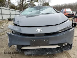 2024 Toyota Prius LE with VIN JTDACAAU9R3026384, listed as a Copart auction lot 47950135 with 21,299 mi miles and Salvage Title. Bid and sale history available at carsss.com. Image 5.