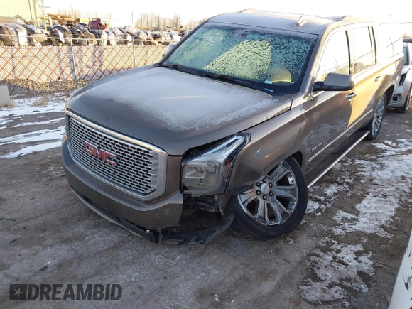 2016 GMC Yukon XL Denali with VIN 1GKS2HKJ8GR432174, listed as a IAAI auction lot 41411844 with 187,258 mi miles and . Bid and sale history available at carsss.com. Image 17.