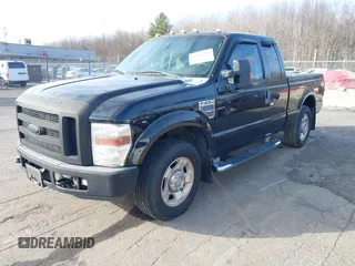 2008 Ford Super Duty F-250 SRW XL with VIN 1FTNX20528EB93338, listed as a IAAI auction lot 41801499 with 232,046 mi miles. Bid and sale history available at carsss.com. Image 17.