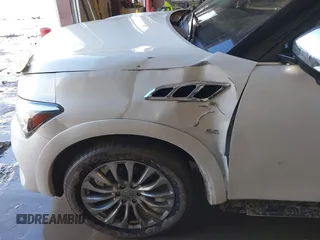 2016 Infiniti QX80 with VIN JN8AZ2NE8G9122383, listed as a IAAI auction lot 41629099 with 170,692 mi miles. Bid and sale history available at carsss.com. Image 6.