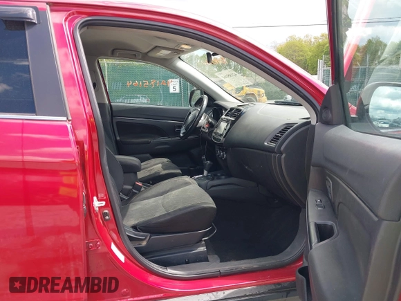 2015 Mitsubishi Outlander SE with VIN 4A4AR4AUXFE016830, listed as a IAAI auction lot 42185164 with 138,573 mi miles and . Bid and sale history available at DreamBid. Image 5.