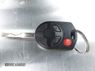 2013 Ford Escape SE с VIN 1FMCU9G94DUD86183, выставлен на аукционе IAAI как лот 41209082 с пробегом 187 273 миль миль и . История ставок и продаж доступна на DreamBid. Изображение 11.