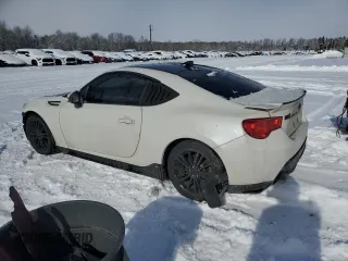 2015 Subaru BRZ Limited z VIN JF1ZCAC16F8606945, wystawiony jako Copart lot #42867685 z przebiegiem 235 510 mil mil oraz Szkoda całkowita • Salvage title. Historia ofert i sprzedaży dostępna na DreamBid. Obrazek 2.