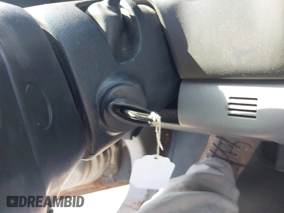 2004 Ford F-350 XL с VIN 1FTSW31P14EA51424, выставлен на аукционе IAAI как лот 42070460 с пробегом Не указан миль и . История ставок и продаж доступна на DreamBid. Изображение 11.