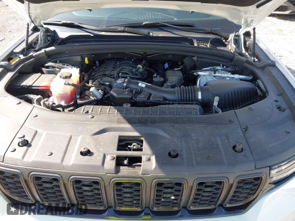 2023 Jeep Grand Cherokee Laredo with VIN 1C4RJHAG1PC515399, listed as a IAAI auction lot 41929215 with 27,986 mi miles and . Bid and sale history available at DreamBid. Image 10.