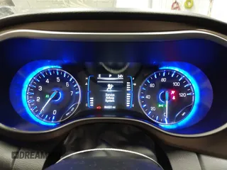 2019 Chrysler Pacifica Touring Plus z VIN 2C4RC1FGXKR706264, wystawiony jako IAAI lot #41483658 z przebiegiem 86 823 mil mil oraz . Historia ofert i sprzedaży dostępna na DreamBid. Obrazek 7.