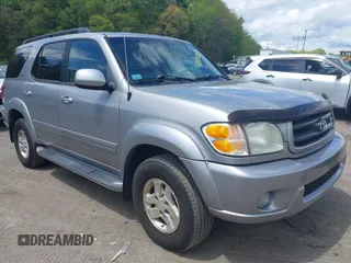 2003 Toyota Sequoia SR5 with VIN 5TDBT44A23S140109, listed as a IAAI auction lot 42231059 with 271,301 mi miles and . Bid and sale history available at DreamBid. Image 1.