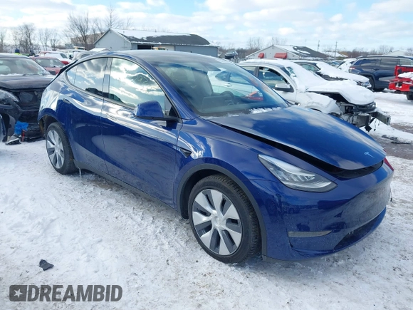 2021 Tesla Model Y Long Range with VIN 5YJYGDEE1MF083780, listed as a IAAI auction lot 41549308 with 37,372 mi miles and . Bid and sale history available at DreamBid. Image 1.