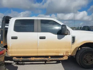2019 Ford F-250 XL with VIN 1FD7W2B65KEG48753, listed as a IAAI auction lot 42560462 with 170,119 mi miles and . Bid and sale history available at DreamBid. Image 13.