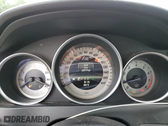 2013 Mercedes-Benz C 250 Sport с VIN WDDGF4HB4DR258779, выставлен на аукционе Copart как лот 61388095 с пробегом 257 716 миль миль и Списание • Salvage title. История ставок и продаж доступна на DreamBid. Изображение 9.