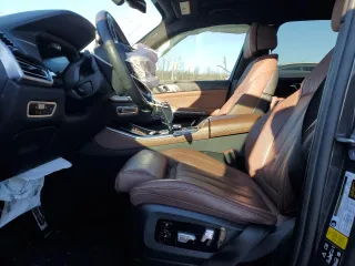 2022 BMW X5 M50i with VIN 5UXJU4C06N9M13151, listed as a Copart auction lot 45640985 with 0 mi miles and Salvage Title. Bid and sale history available at carsss.com. Image 7.