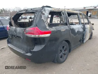 2011 Toyota Sienna LE AAS with VIN 5TDKK3DC1BS121368, listed as a IAAI auction lot 41908740 with Not Provided miles and . Bid and sale history available at DreamBid. Image 4.