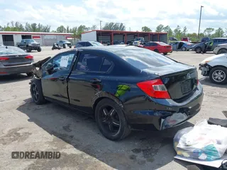 2012 Honda Civic LX z VIN 2HGFB2F56CH562876, wystawiony jako IAAI lot #42199782 z przebiegiem 205 297 mil mil oraz . Historia ofert i sprzedaży dostępna na DreamBid. Obrazek 3.