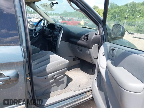2006 Chrysler Town & Country Touring z VIN 2A4GP54L56R759683, wystawiony jako IAAI lot #42525277 z przebiegiem 107 319 mil mil oraz . Historia ofert i sprzedaży dostępna na DreamBid. Obrazek 5.