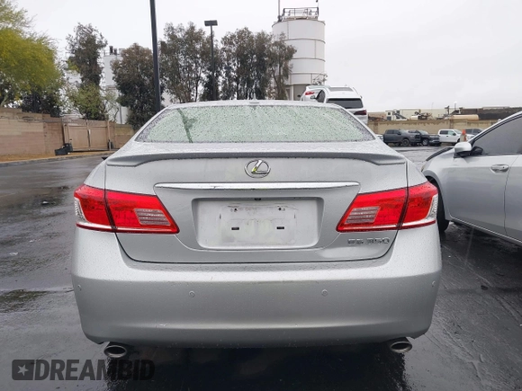 2012 Lexus ES 330 z VIN JTHBK1EG3C2489189, wystawiony jako IAAI lot #42174140 z przebiegiem 112 394 mil mil oraz . Historia ofert i sprzedaży dostępna na DreamBid. Obrazek 16.