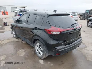 2024 Nissan Kicks S with VIN 3N1CP5BV9RL477611, listed as a IAAI auction lot 41644654 with 21,677 mi miles and . Bid and sale history available at carsss.com. Image 3.
