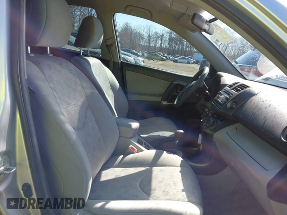 2012 Toyota RAV4 with VIN 2T3ZF4DV0CW142299, listed as a IAAI auction lot 41733801 with 235,979 mi miles. Bid and sale history available at carsss.com. Image 5.
