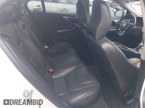 2017 Volvo S60 Dynamic with VIN YV126MFL2H2421907, listed as a IAAI auction lot 41737301 with 87,239 mi miles. Bid and sale history available at carsss.com. Image 8.