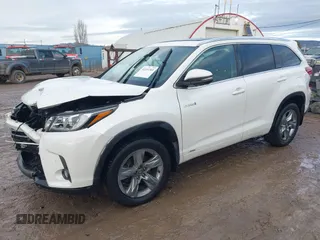 2018 Toyota Highlander Hybrid Limited with VIN 5TDDGRFH5JS047635, listed as a IAAI auction lot 41151301 with Not provided miles and . Bid and sale history available at DreamBid. Image 18.