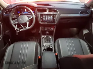 2024 Volkswagen Tiguan SE с VIN 3VVMB7AX2RM052032, выставлен на аукционе Copart как лот 85764774 с пробегом 11 763 миль миль и Списание • Salvage title. История ставок и продаж доступна на DreamBid. Изображение 8.