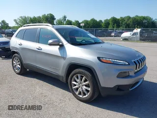 2016 Jeep Cherokee Limited with VIN 1C4PJMDB2GW244710, listed as a IAAI auction lot 42548765 with 176,008 mi miles and . Bid and sale history available at DreamBid. Image 1.