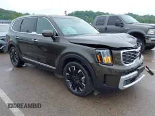 2024 Kia Telluride SX Prestige X-Pro with VIN 5XYP5DGCXRG530586, listed as a IAAI auction lot 42225560 with 7,880 mi miles and . Bid and sale history available at DreamBid. Image 1.