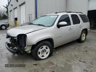 2007 GMC Yukon SLT with VIN 1GKFC13027R411980, listed as a Copart auction lot 47655865 with 272,176 mi miles and Salvage Title. Bid and sale history available at carsss.com. Image 1.