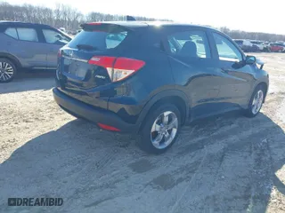 2022 Honda HR-V LX with VIN 3CZRU6H31NM714134, listed as a IAAI auction lot 41595032 with 16,955 mi miles. Bid and sale history available at carsss.com. Image 4.
