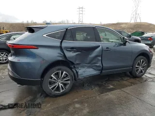 2022 Toyota Venza LE with VIN JTEAAAAH0NJ088976, listed as a Copart auction lot 46209674 with 92,306 mi miles and Salvage Title. Bid and sale history available at carsss.com. Image 3.